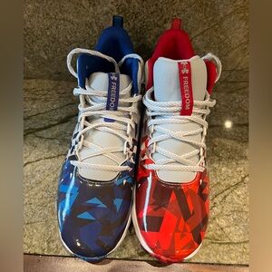 Under Armour Kids Spotlight Franchise 3 Mid RM Football Cleats Sz 6 Youth Red Wh